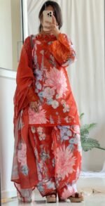 Kesari Floral Farsi Suit Set - Image 2