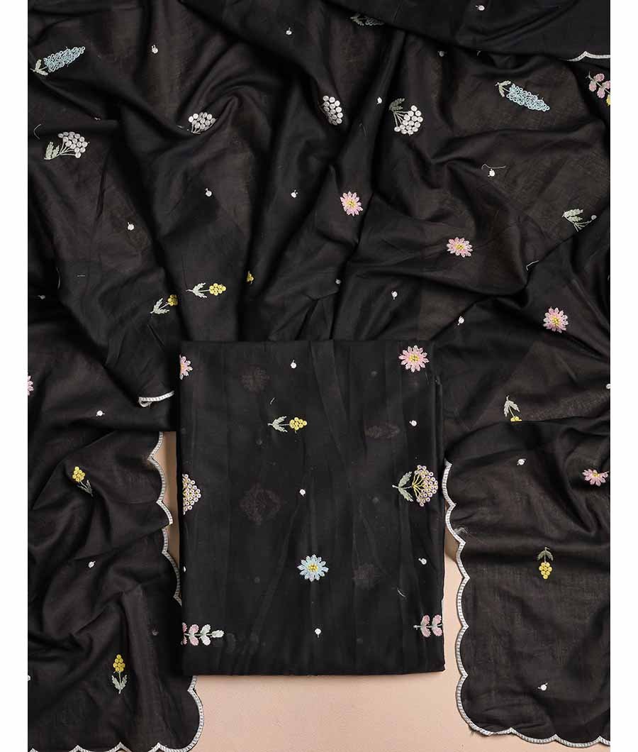 Fabloe-20180-1.jpg PURE COTTON EMBROIDERED SET - Image 1