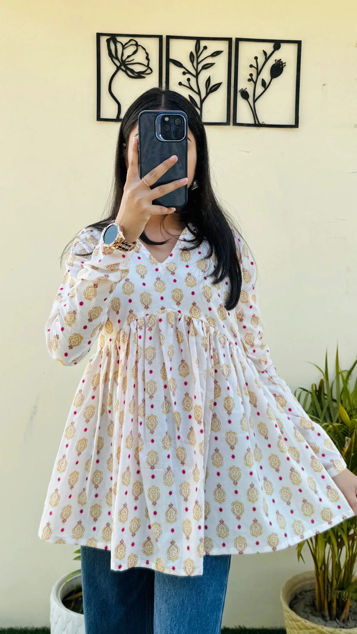 rn-image_picker_lib_temp_3793b0b0-cda6-4d7b-9714-f054d4044300.webp Cotton White Flared Aliacut Peplum Top - Image 1