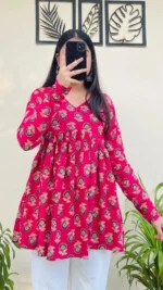 Cotton Flared Hot Pink Aliacut Printed Peplum Top - Image 3