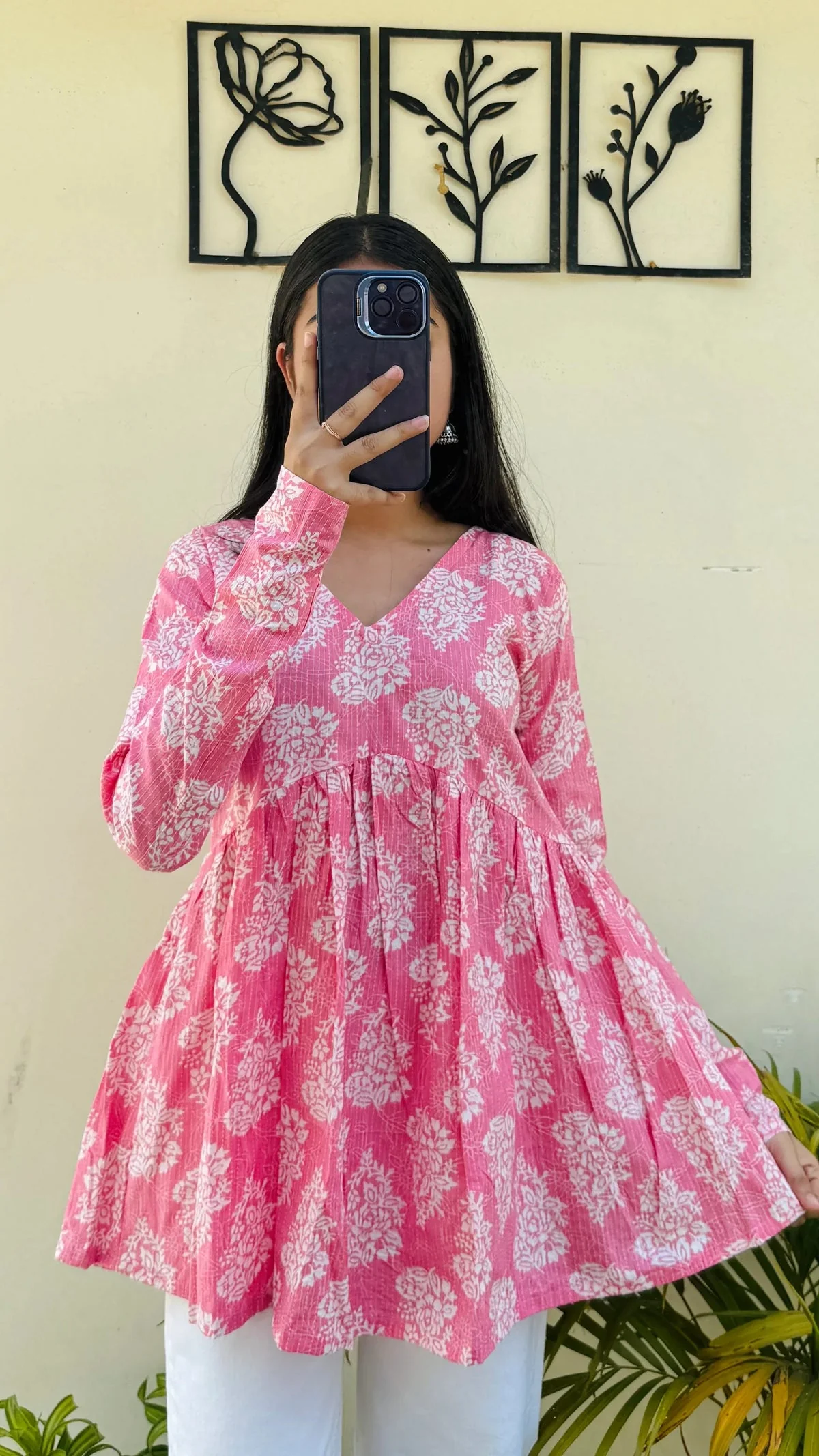 rn-image_picker_lib_temp_e90538f1-efd6-45dd-9af3-da58dcd4e1a2.webp Cotton Katha Peach Printed Aliacut Peplum Top - Image 1