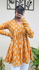 Cotton Flared Yellow Aliacut Floral Print Peplum Top - Image 3